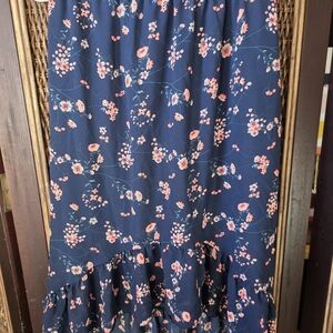 Chic Floral Youth Maxi Skirt in Navy